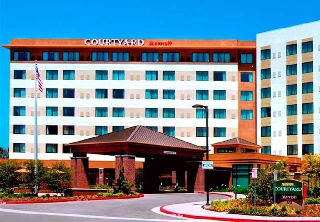 Отель Courtyard By Marriott San Jose Кэмпбелл Экстерьер фото